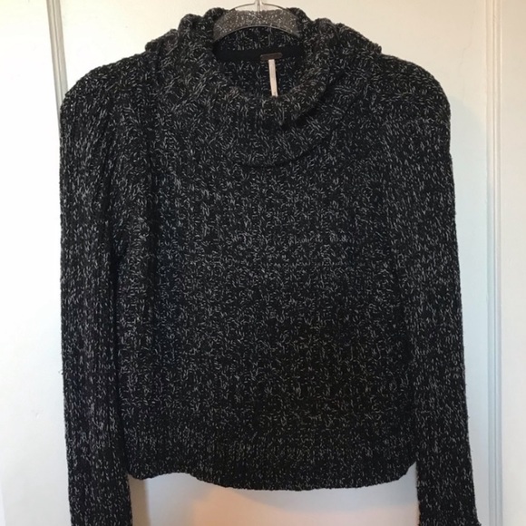 Free People Gray Twisted Cable Marled Cropped Turtleneck Sweater - Picture 8 of 8